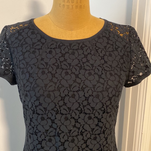 Aritiza Talula black lace short sleeve dress US S - Picture 4 of 7